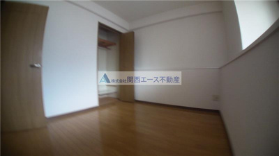 【寝室】 | ヴィラフィオーレ