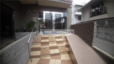 【エントランス】 | ヴィラフィオーレ