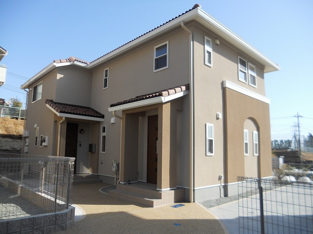 ボン　ヴィラージュ　ミキ　D