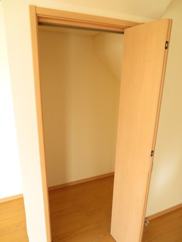 ボン　ヴィラージュ　ミキ　Dの収納
