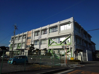 【周辺】 | クインス　Ａ | 岩出市立山崎小学校様まで900m