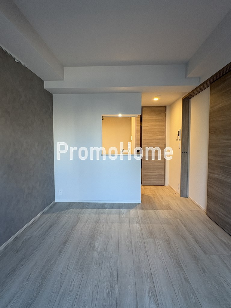 ラティエラ秋葉原の居間・リビング