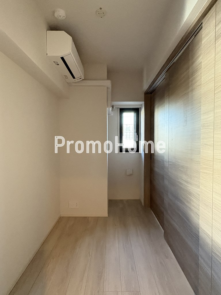 ラティエラ秋葉原の洋室