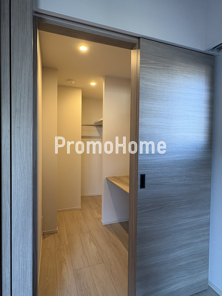 ラティエラ秋葉原の収納