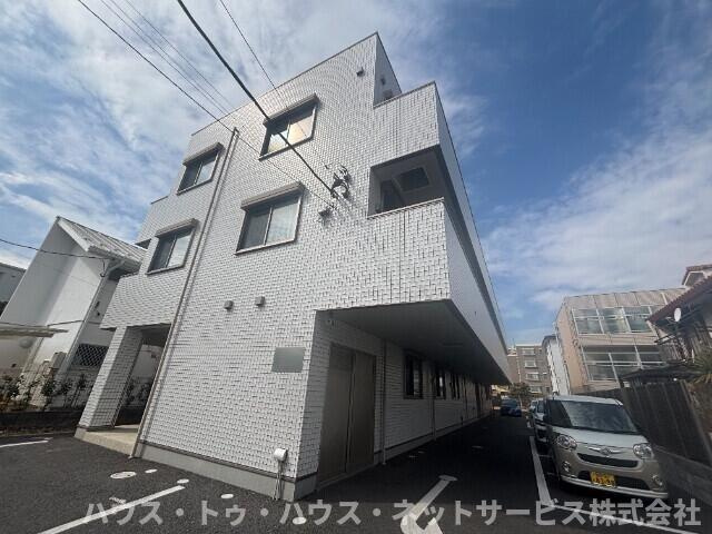 ファミリア一番館