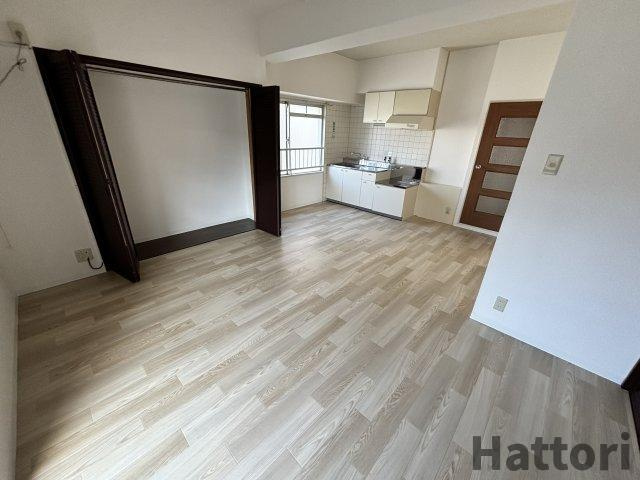 ローズコーポ新大阪第6の居間・リビング