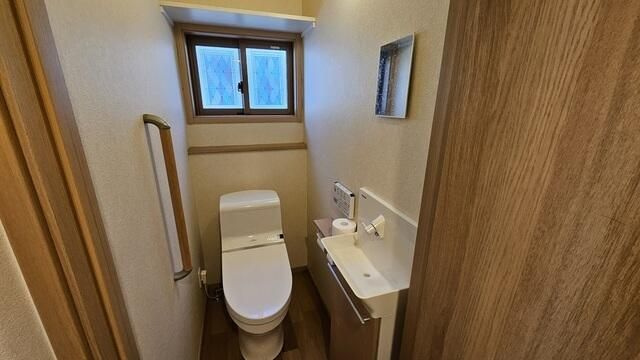 荒井７丁目貸家のトイレ