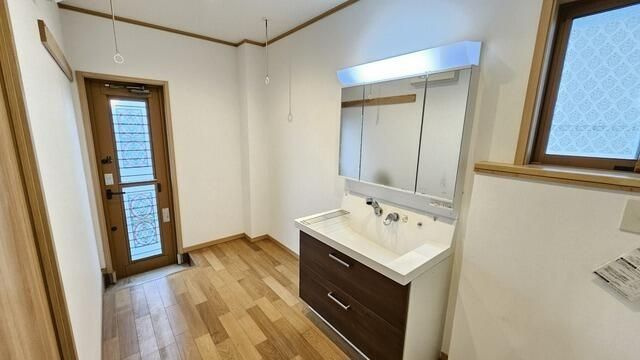 荒井７丁目貸家の洗面所