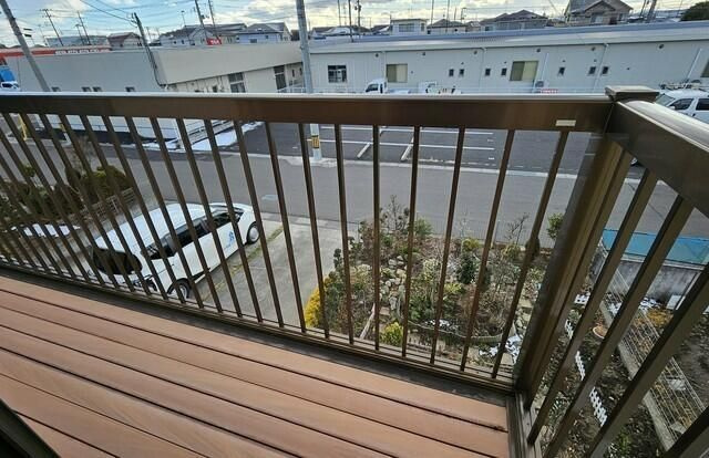 荒井７丁目貸家のバルコニー