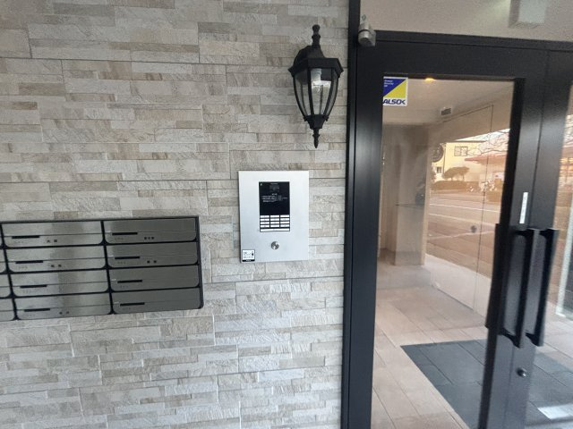芦屋リバーウエストマンションのエントランス