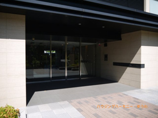 【エントランス】 | 清廉とされたエントランスになっています。