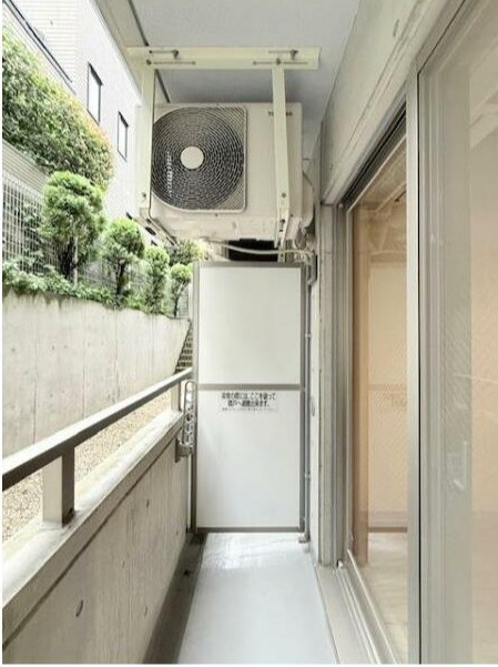 サウダージ自由が丘のバルコニー