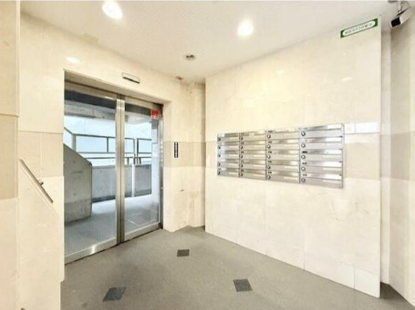 サウダージ自由が丘のロビー