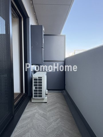 ラティエラ秋葉原のバルコニー