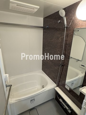 ラティエラ秋葉原の浴室