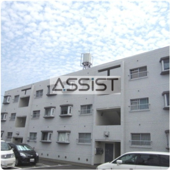 鴨下コーポラスの駐車場