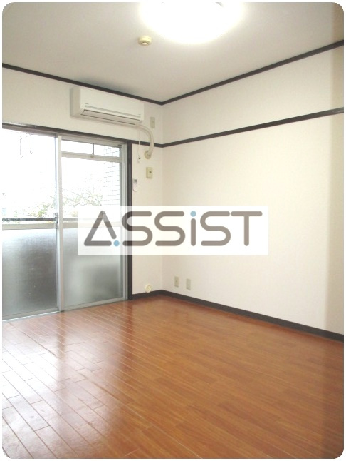 鴨下コーポラスの寝室