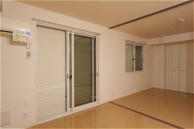 【居間・リビング】 | ティンカーベル | シャッター雨戸