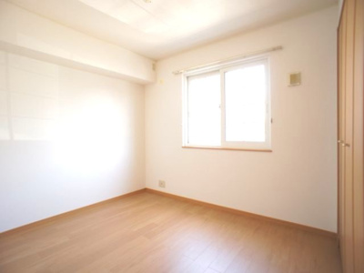 【子供部屋】 | アニメート・ヴィラD | 清潔感のあるきれいな洋間です♪