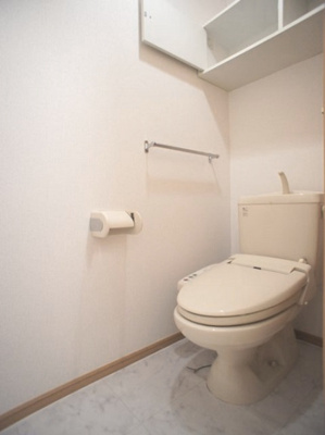 【トイレ】 | アニメート・ヴィラD | 温水洗浄暖房便座機能付きです♪