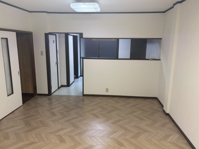 【居間・リビング】 | 天神ノ森借家