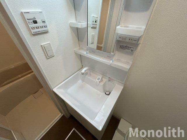 ジーメゾン春木旭町の洗面所