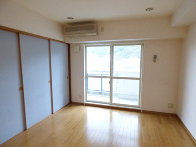 【洋室】 | テラス細工町