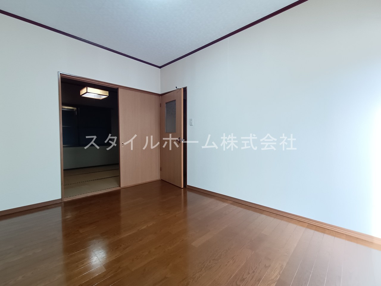 伝馬町貸家の居間・リビング