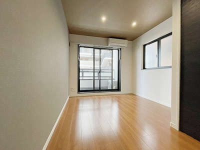 【居間・リビング】 | La VeriteノムラⅡ【名古屋市賃貸・2沿線利用可】