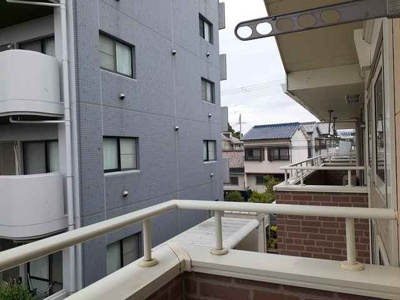 【バルコニー】 | ヴィクトワール