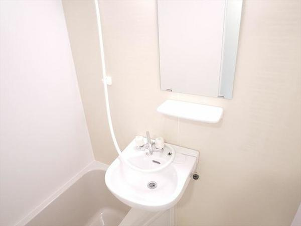 グランカーサ金町の洗面所