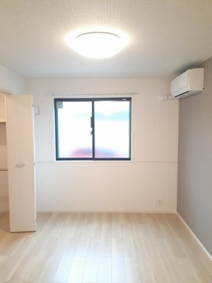 【内装】 | プリムラ | 明るい色調の室内です