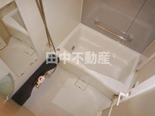 レジディア笹塚Ⅱの浴室