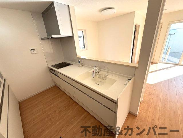 越智2丁目の新築建売住宅　松山市越智2丁目の新築戸建のキッチン|きれいなキッチンです
