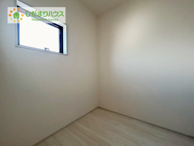 安積笹川第13　新築戸建　2号棟の収納|サイズの大きなアイテムも収納できる納戸付き