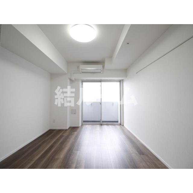 板橋区大谷口北町の賃貸マンションの居間・リビング