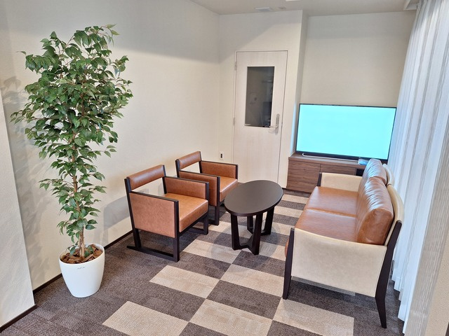 （シニア限定）ギリス深沢のエントランス|★オートロック★