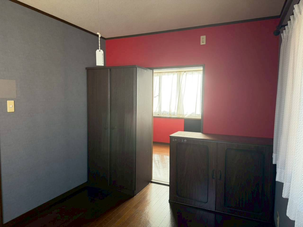 中央区渡瀬町　中古戸建の洋室