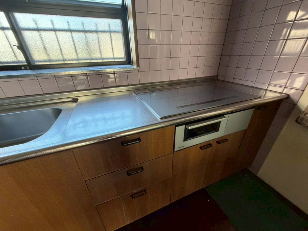 中央区渡瀬町　中古戸建のキッチン