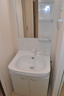 【独立洗面台】 | サムティ大阪CITY WEST | 独立洗面化粧台が付いています