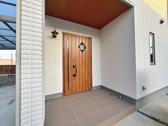 中古戸建　中矢田町才ノ溝の玄関