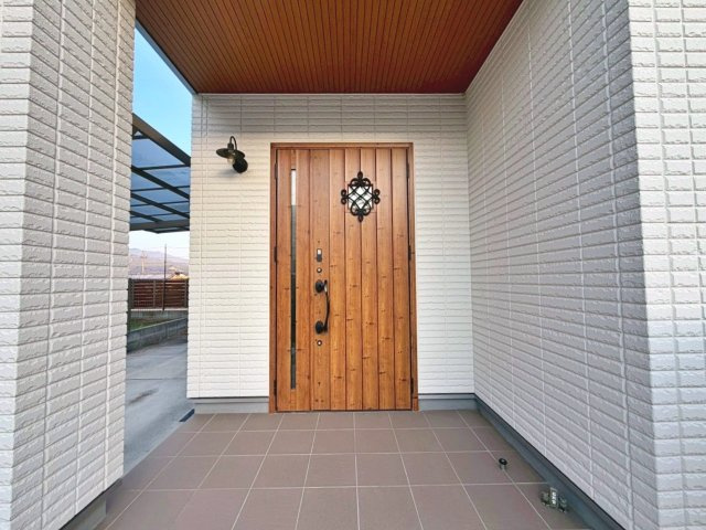 中古戸建　中矢田町才ノ溝の玄関|現地写真