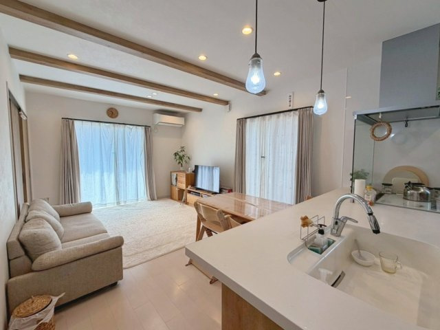 中古戸建　中矢田町才ノ溝の居間・リビング