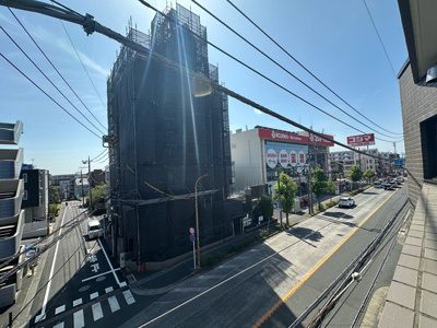 【展望】 | 梶ヶ谷アネックス | バルコニーからの眺望です♪4階にあるので人目が気にならないのが嬉しいですよね☆
