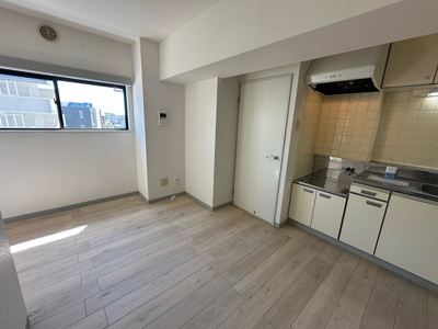 【居間・リビング】 | 梶ヶ谷アネックス | ダイニングキッチン6帖☆広めのキッチンスペースで毎日楽しくお料理もできますね！