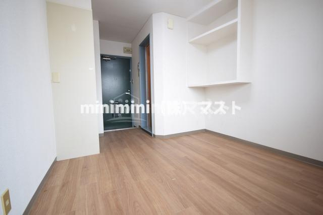 エスタイル動物園前の内装