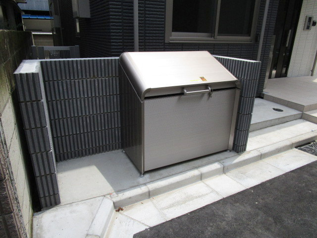 Ｍｏｍｉｊｉ　下北沢のその他|ゴミストッカー