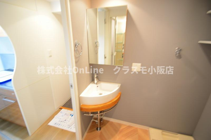 セレニテ上町台の独立洗面台