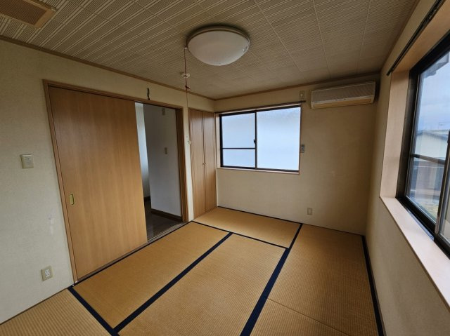 ハイツ浅野の和室