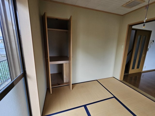 ハイツ浅野の和室
